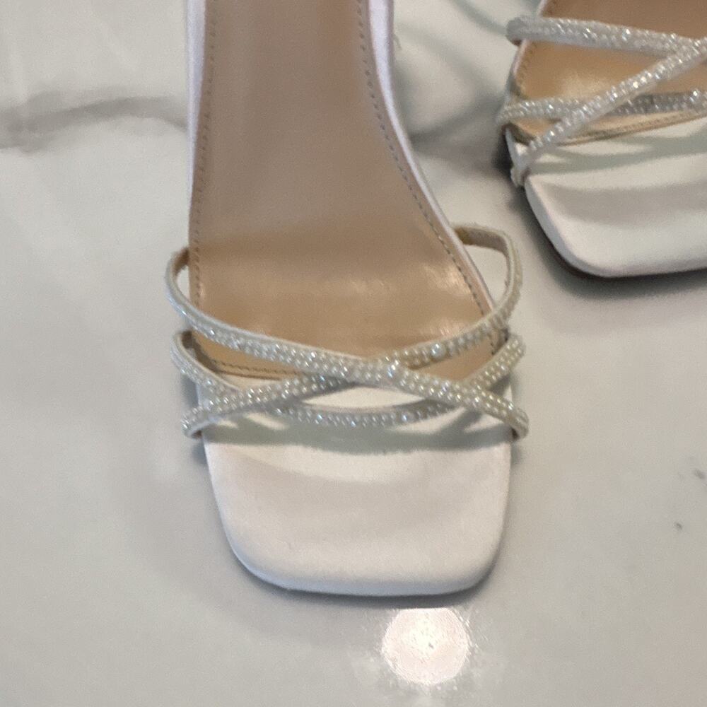 Betsy Johnson Piper Pearl Shoes - Picture 3 of 7